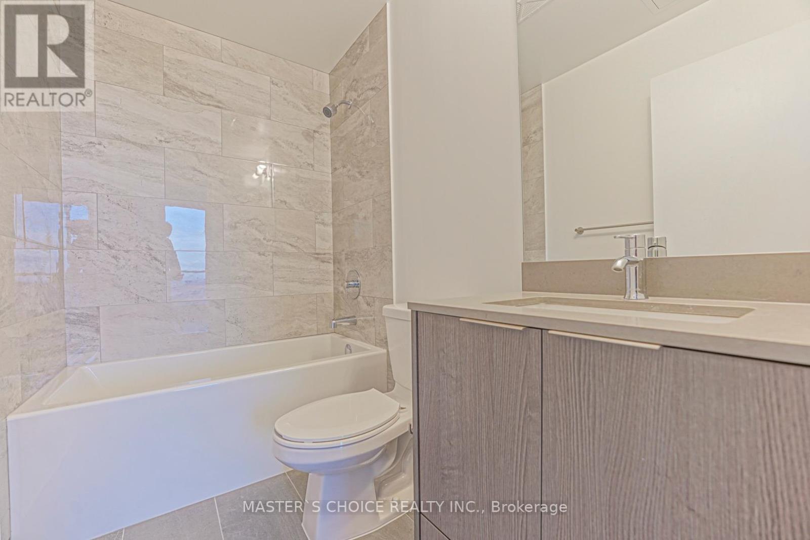 Photo 13 of 1908 32 Forest Manor Road, Toronto ON