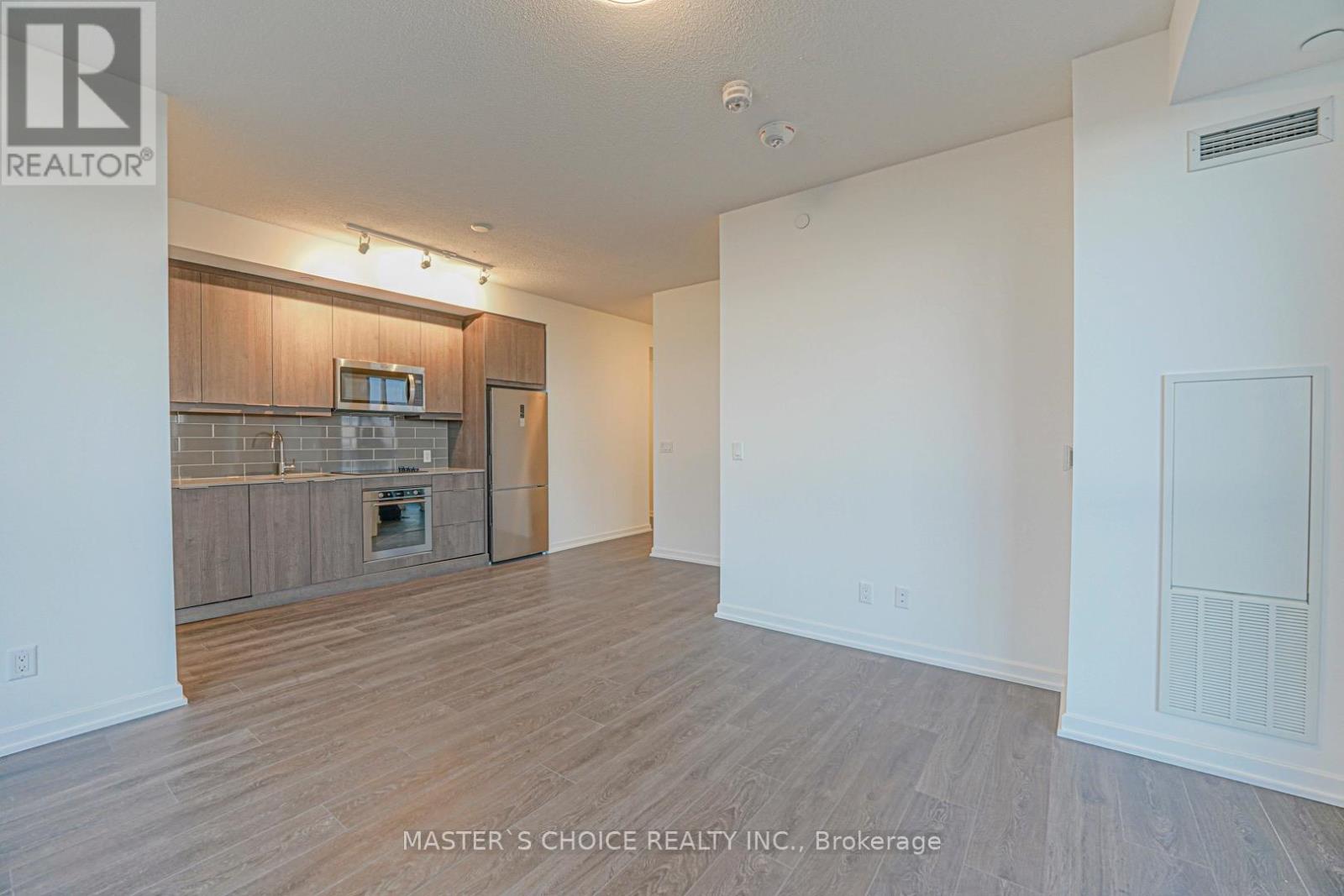 Photo 9 of 1908 32 Forest Manor Road, Toronto ON
