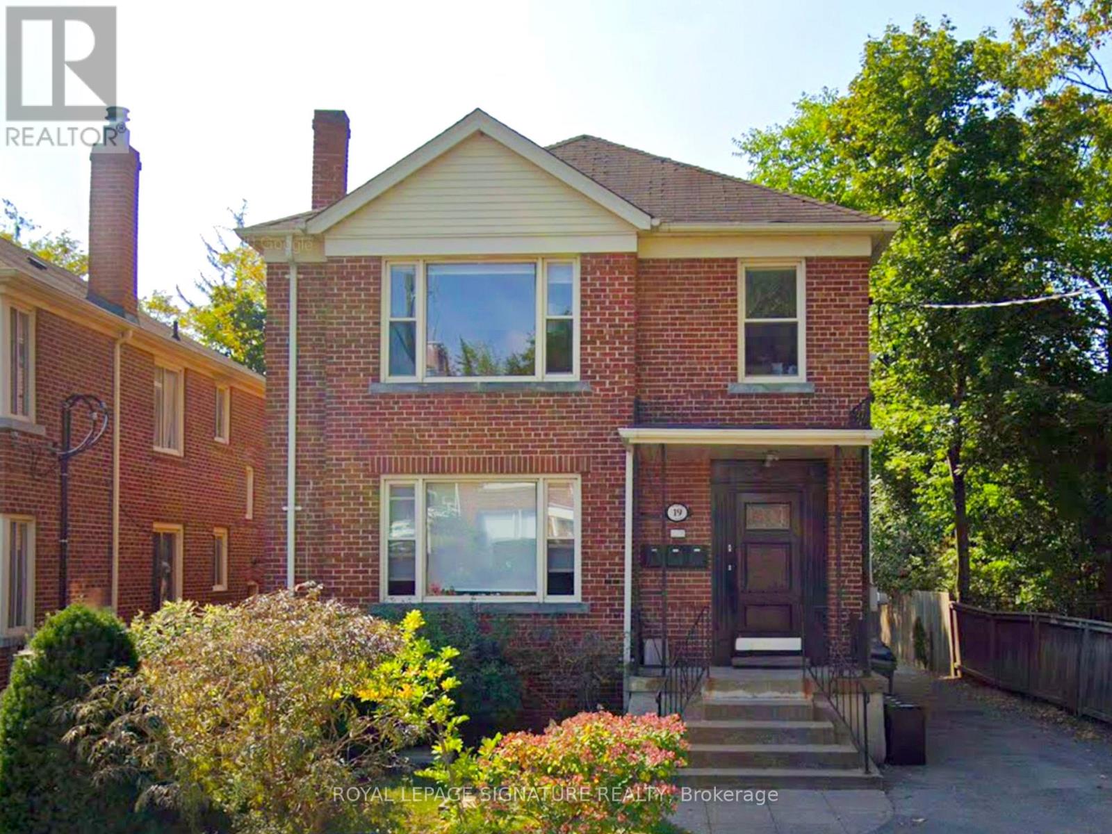 Photo 1 of Upper 19 Warwick Avenue, Toronto ON