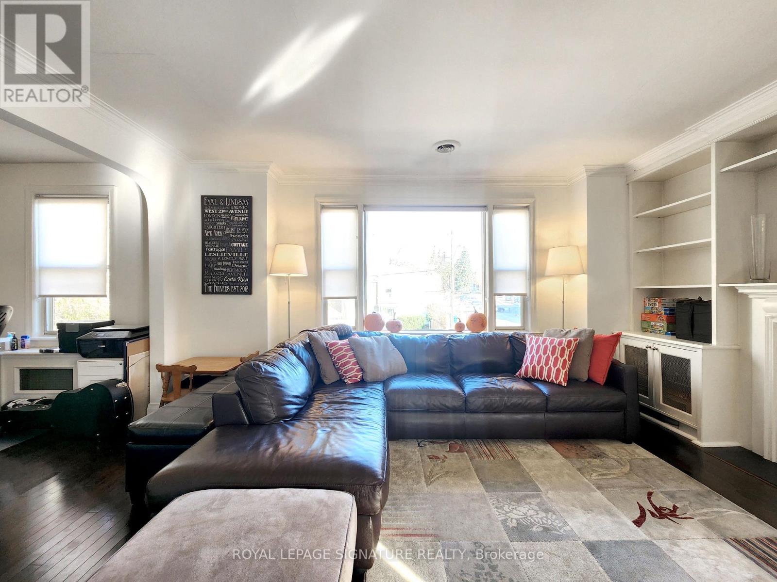 Photo 3 of Upper 19 Warwick Avenue, Toronto ON