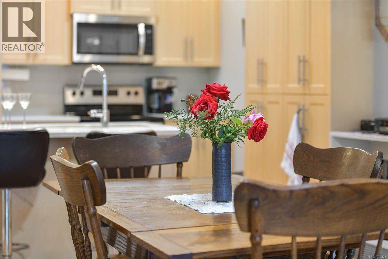  6308 SHAMBROOK Drive, Sooke