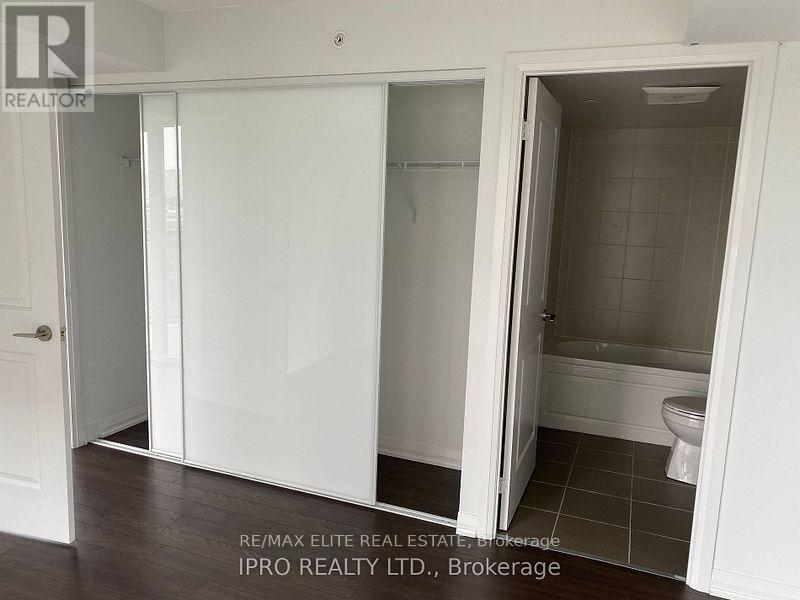 Photo 8 of 612 30 Meadowglen Place, Toronto ON