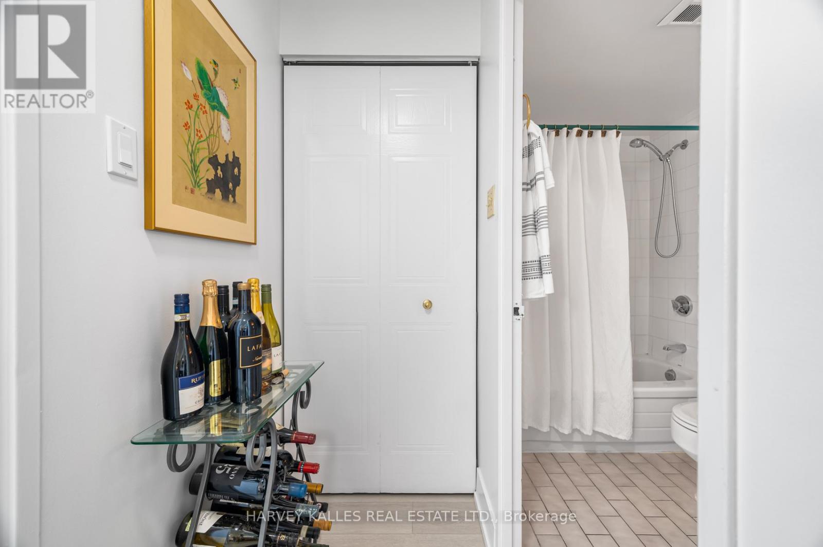 Photo 20 of 915 5 Greystone Walk Drive, Toronto ON