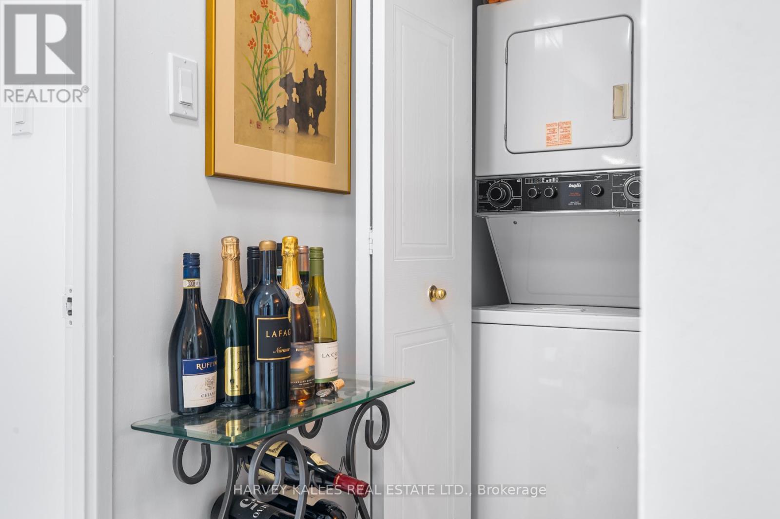Photo 21 of 915 5 Greystone Walk Drive, Toronto ON