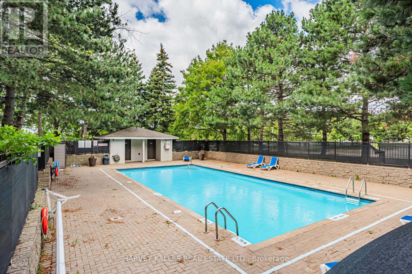 Photo 30 of 915 5 Greystone Walk Drive, Toronto ON