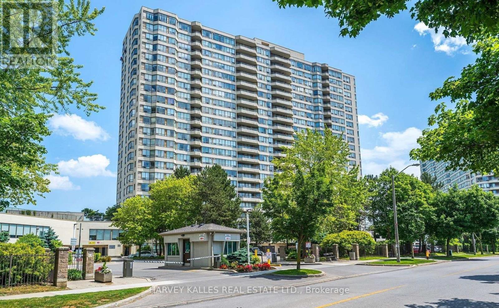 Photo 34 of 915 5 Greystone Walk Drive, Toronto ON