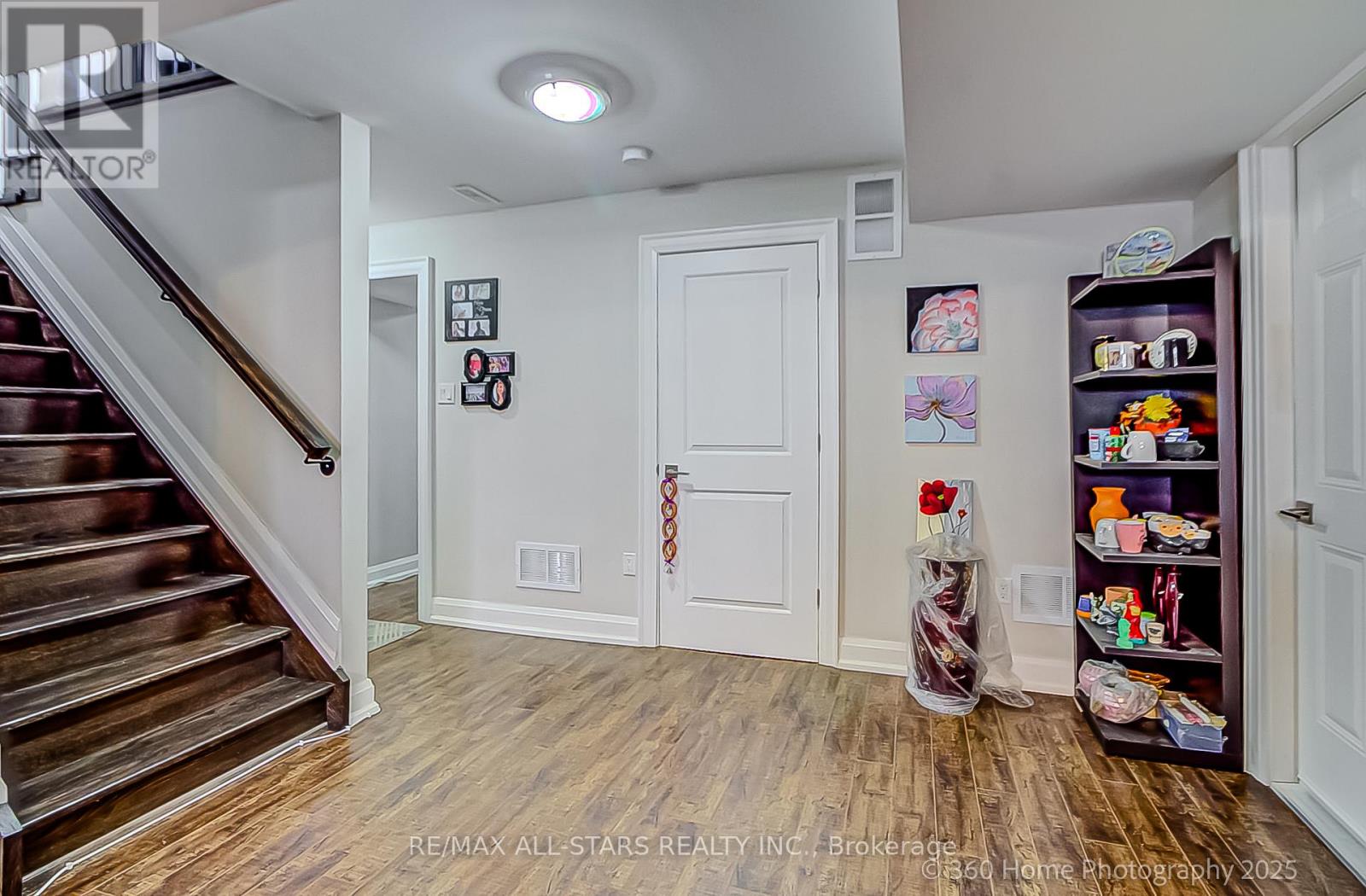 Photo 14 of 159 Harewood Avenue, Toronto ON