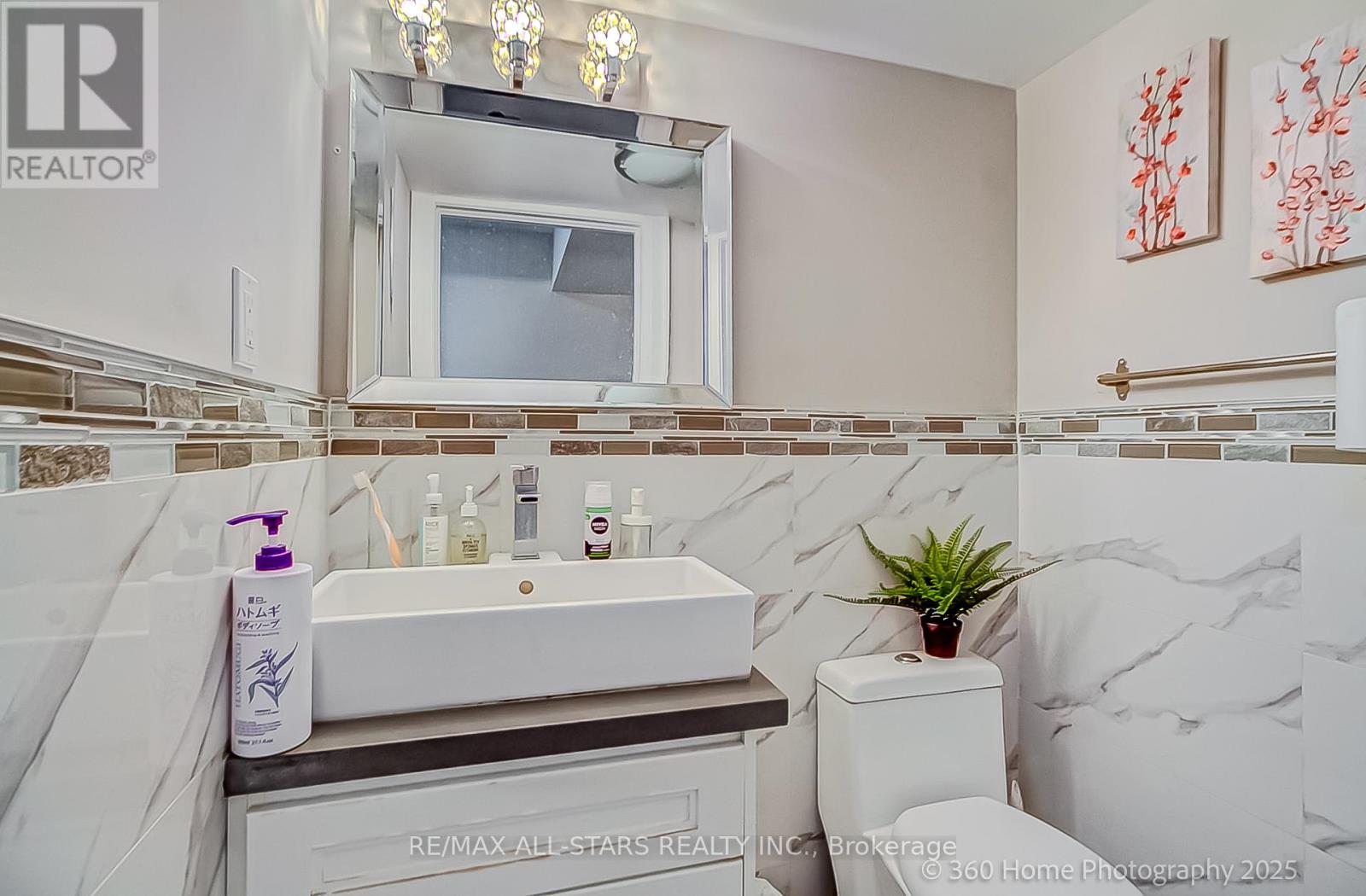 Photo 25 of 159 Harewood Avenue, Toronto ON