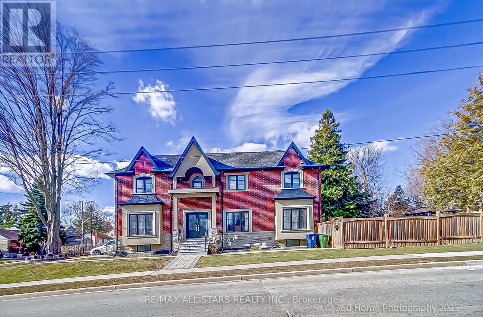Photo 3 of 159 Harewood Avenue, Toronto ON