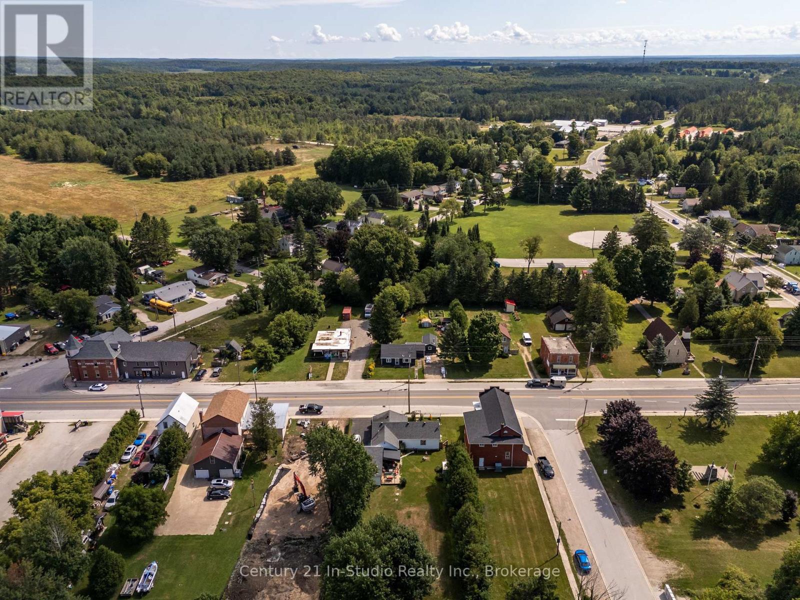 Photo 10 of 492 Bruce Street, South Bruce Peninsula ON