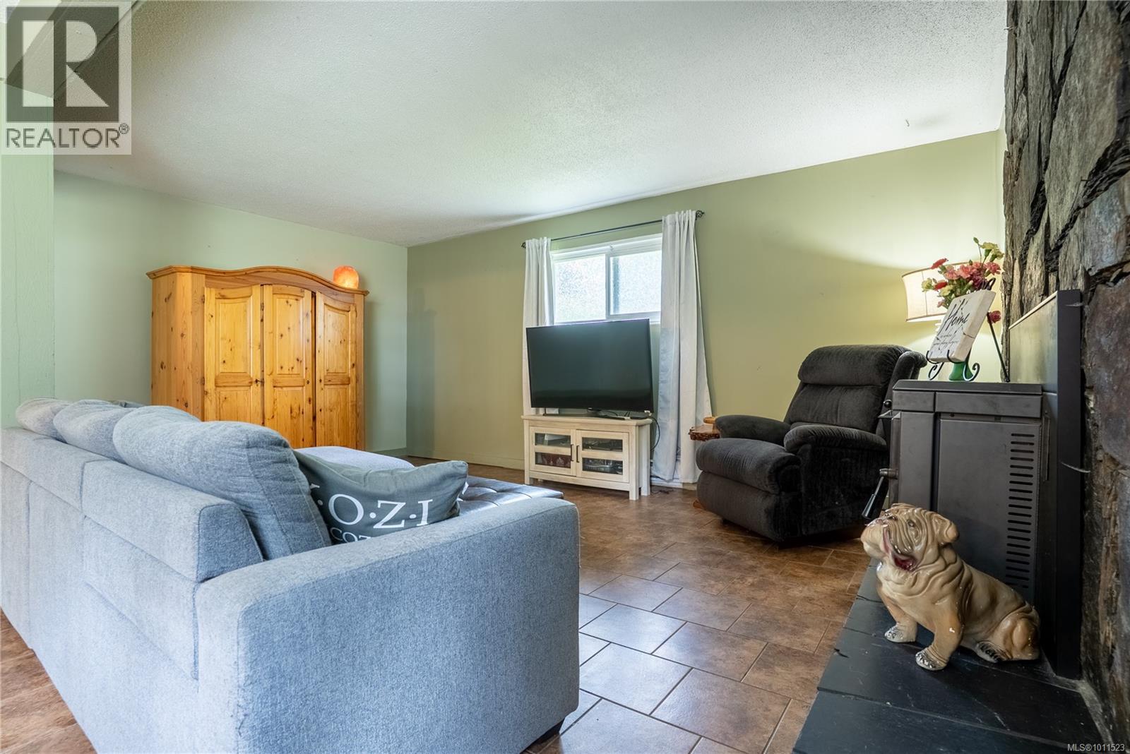 Photo 5 of 2808 Sooke Lake Rd, Langford BC