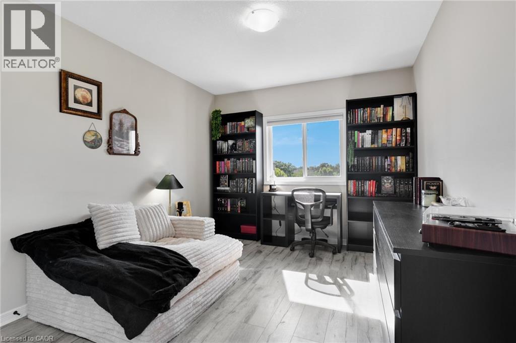 Photo 25 of 6 Upper Mercer Street Unit H 32, Kitchener ON