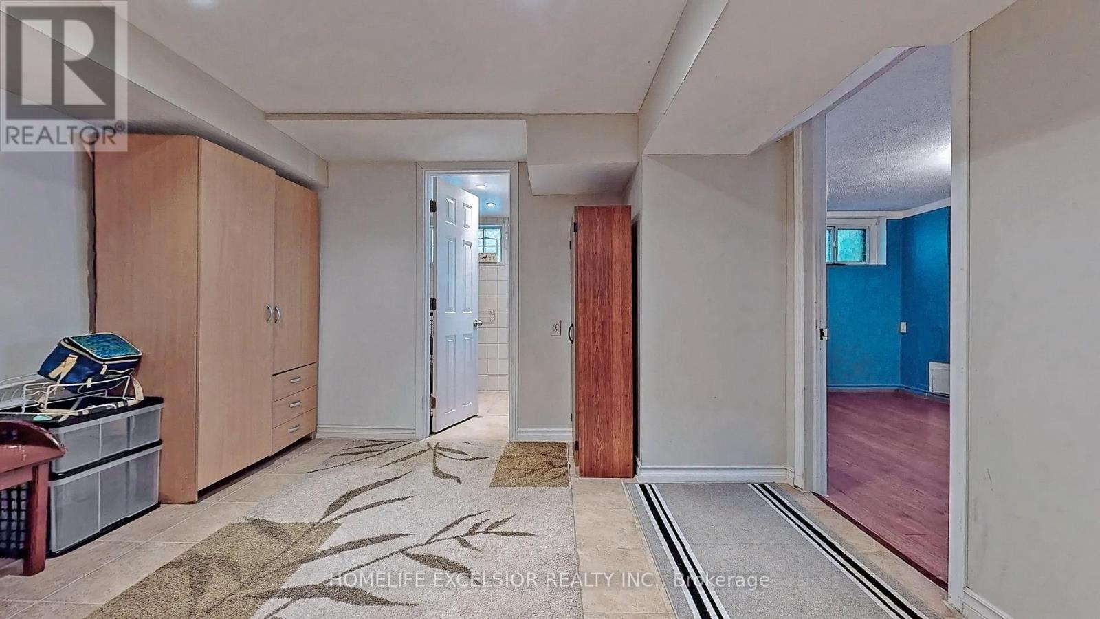 Photo 27 of 249 Palmer Avenue, Richmond Hill ON