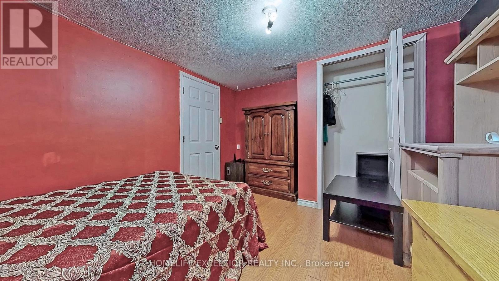 Photo 30 of 249 Palmer Avenue, Richmond Hill ON