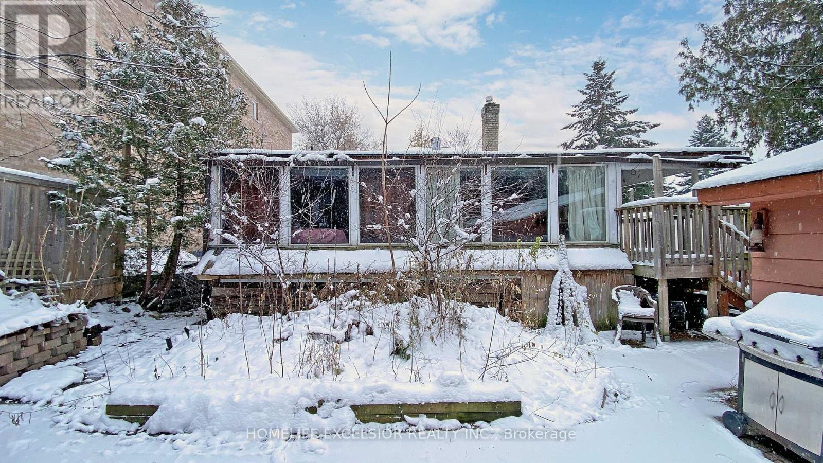 Photo 36 of 249 Palmer Avenue, Richmond Hill ON