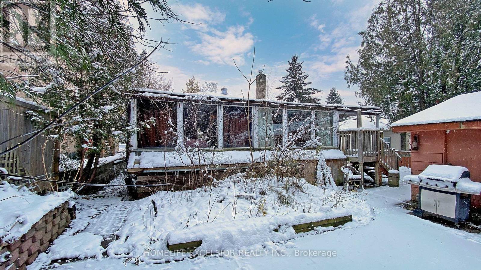 Photo 37 of 249 Palmer Avenue, Richmond Hill ON