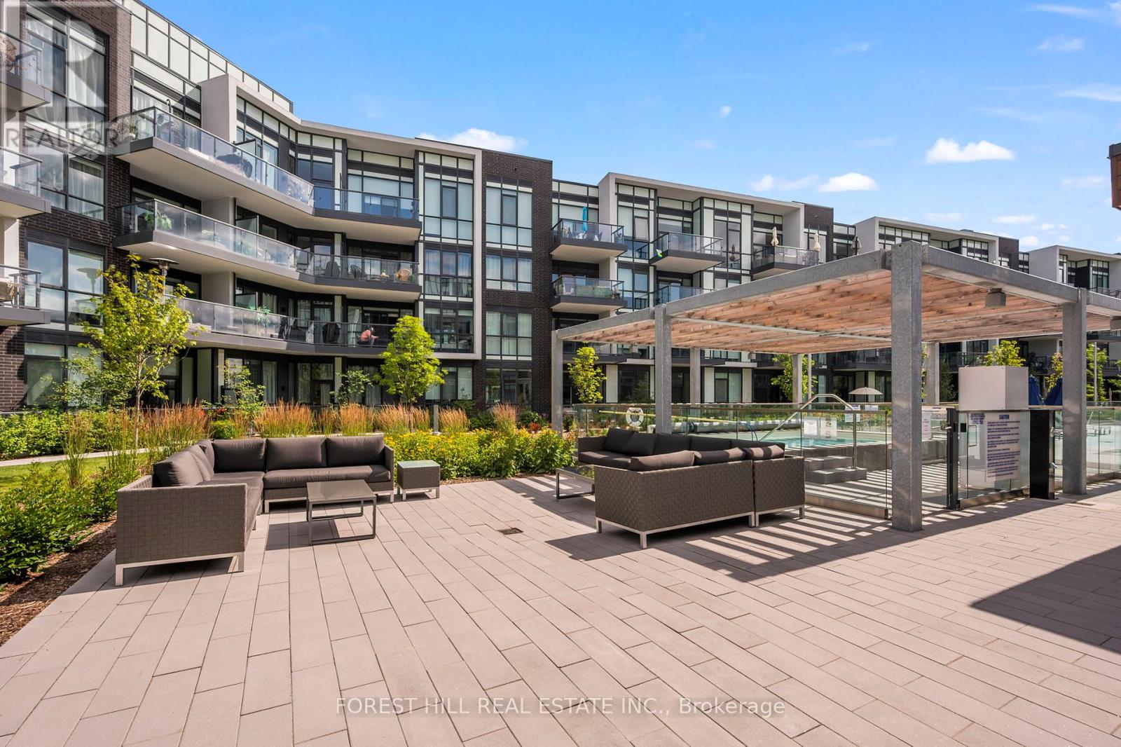 Photo 26 of 128 415 Sea Ray Boulevard, Innisfil ON