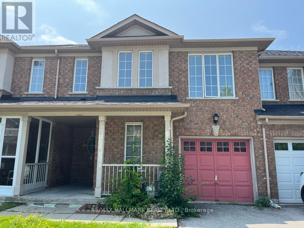 Photo 1 of 10 Ferris Street, Richmond Hill ON
