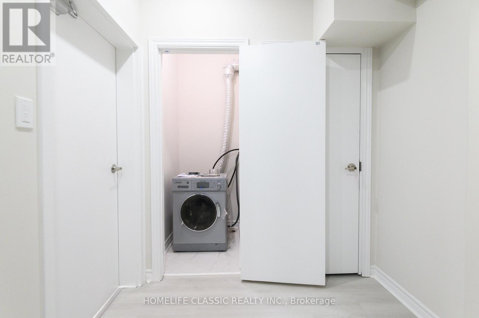 Photo 5 of 1st Fl 2915 Bur Oak Avenue, Markham ON