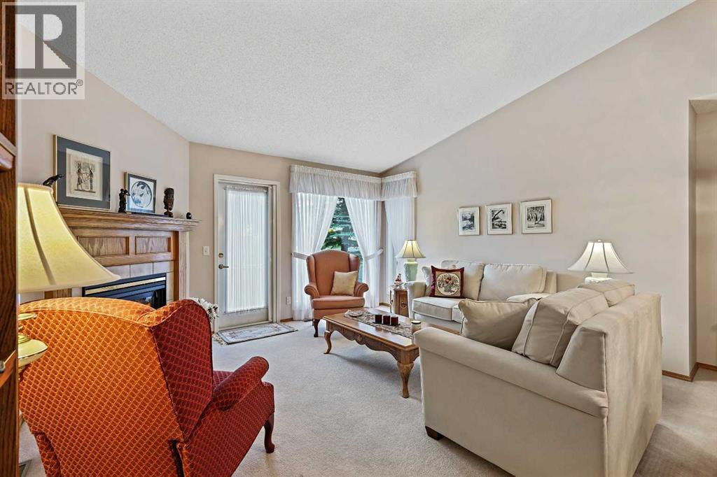 Single Family House Bungalow for Sale in  Douglasview Park SE Douglasdale/Glen Calgary 
