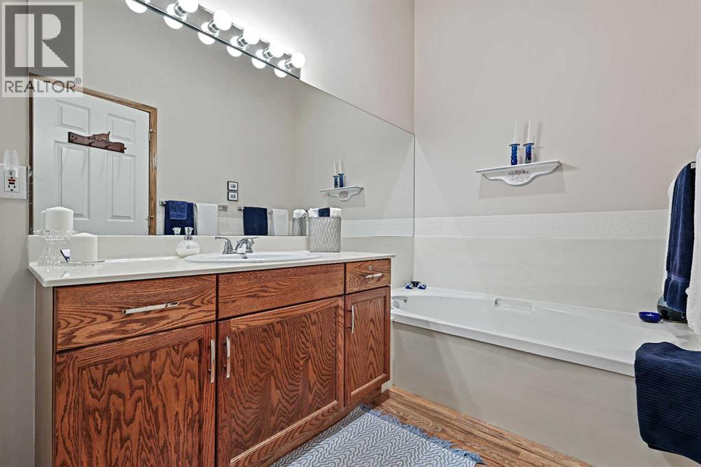 Single Family House Bungalow for Sale in  Douglasview Park SE Douglasdale/Glen Calgary 