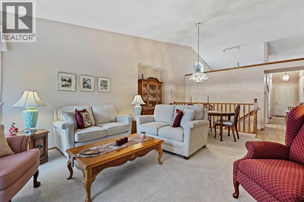 Single Family House Bungalow for Sale in  Douglasview Park SE Douglasdale/Glen Calgary 