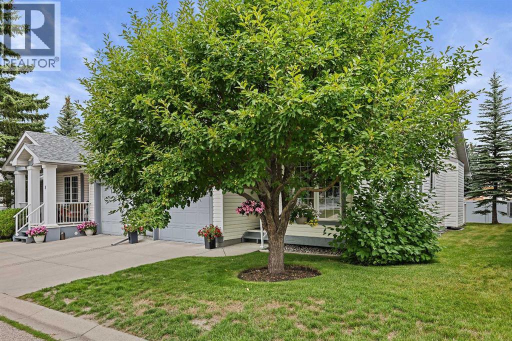 10 Douglasview Park SE, Calgary, Alberta