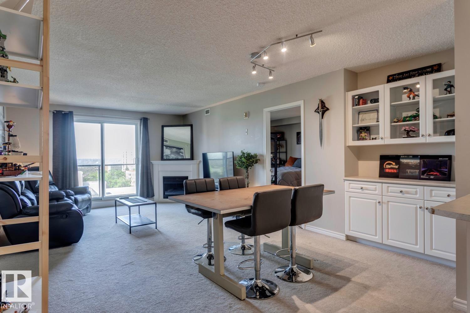 Photo 13 of 1004 9741 110 St Nw, Edmonton AB