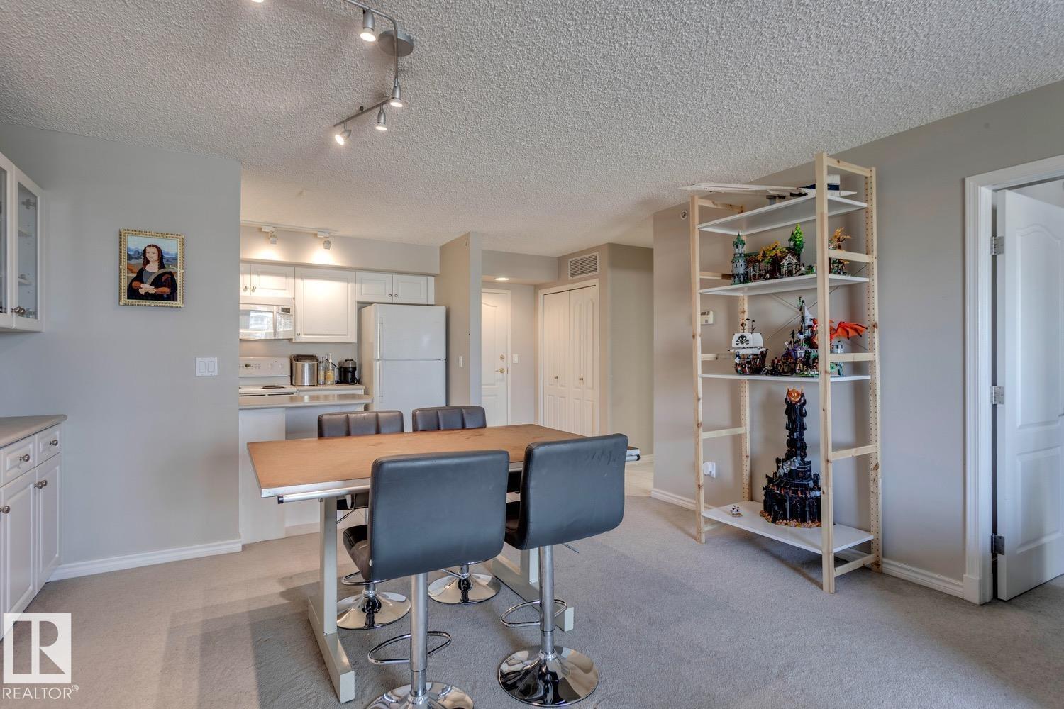 Photo 15 of 1004 9741 110 St Nw, Edmonton AB