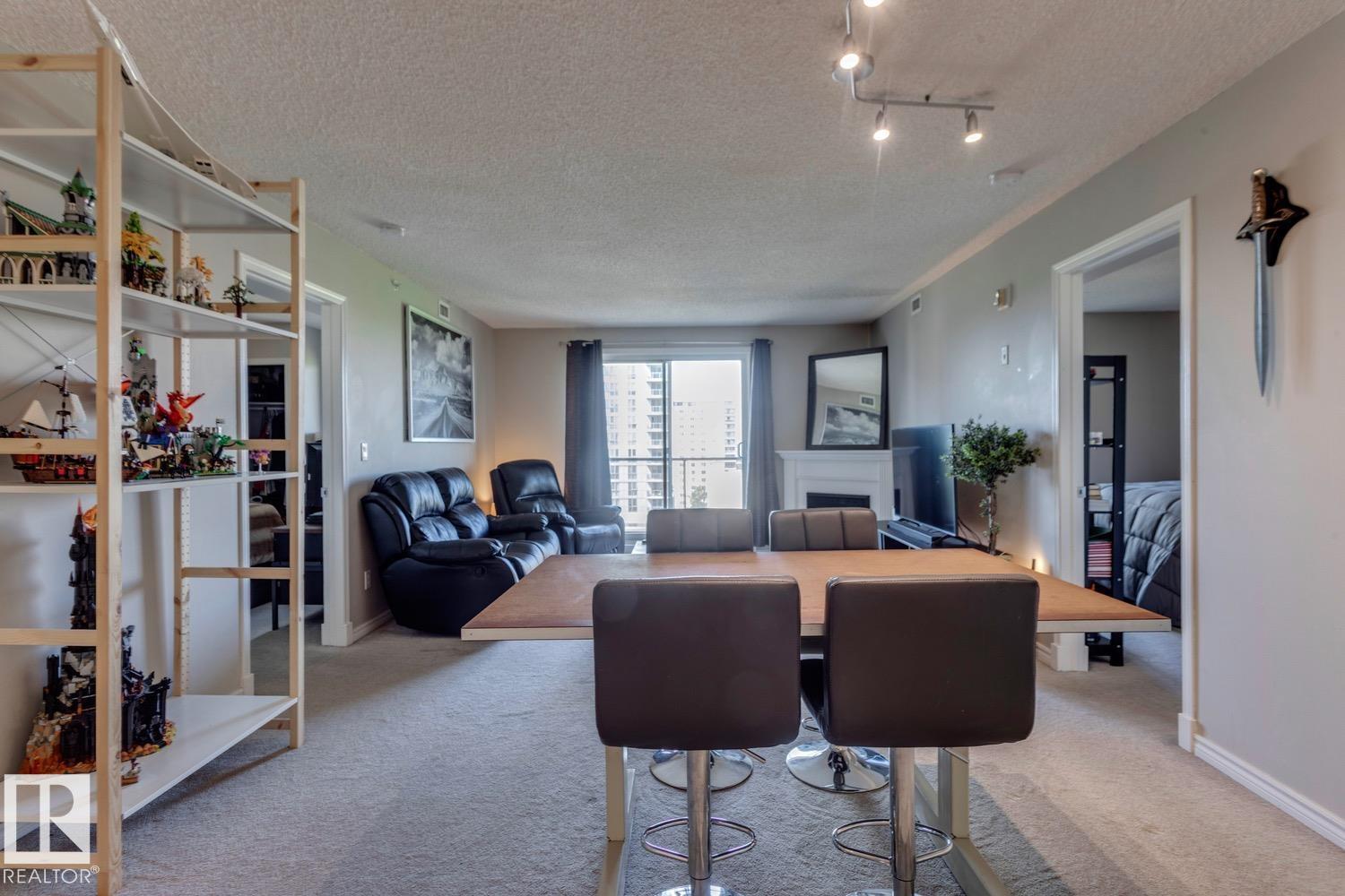 Photo 10 of 1004 9741 110 St Nw, Edmonton AB