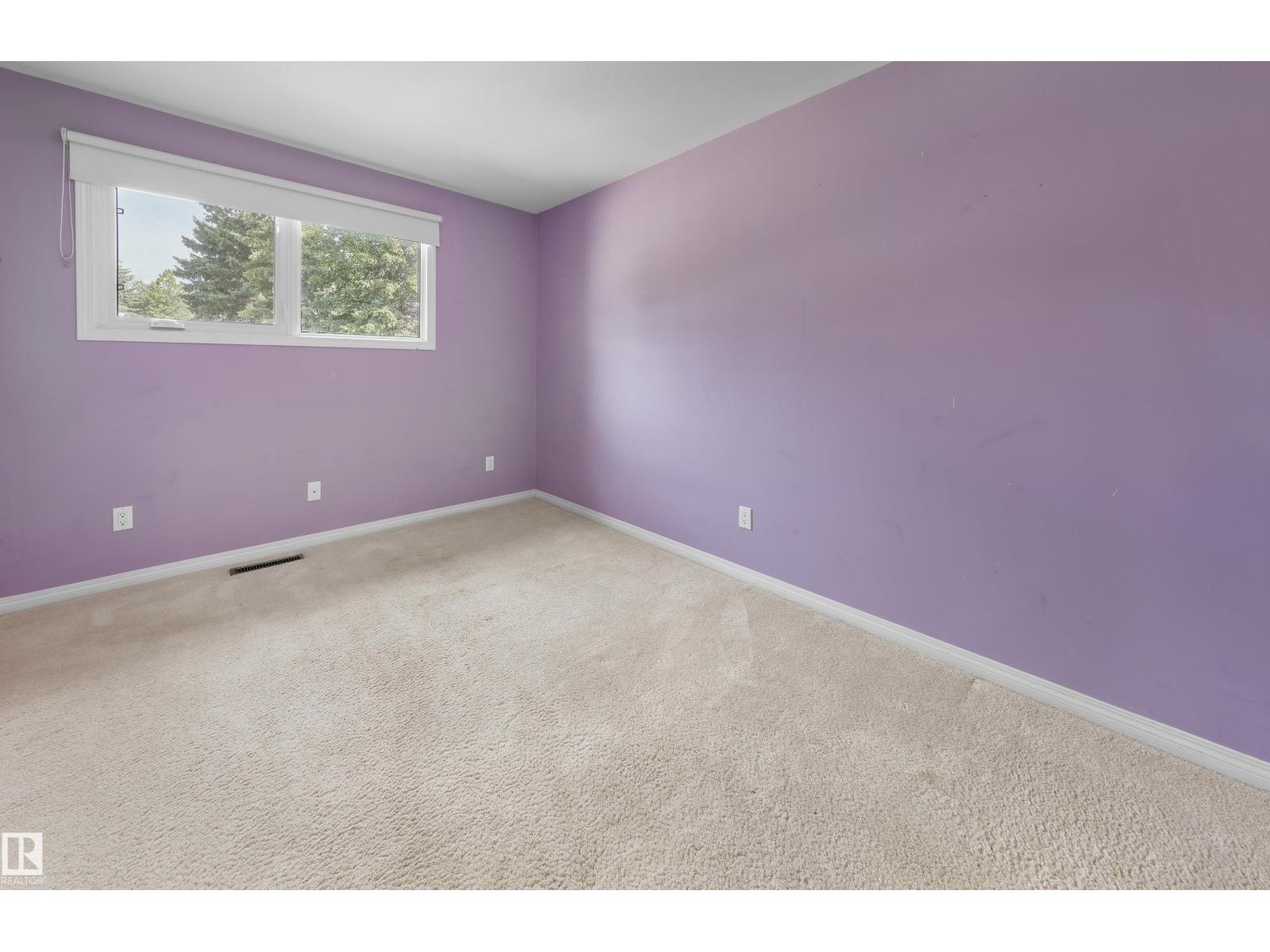 Photo 19 of 6628 124 St Nw, Edmonton AB