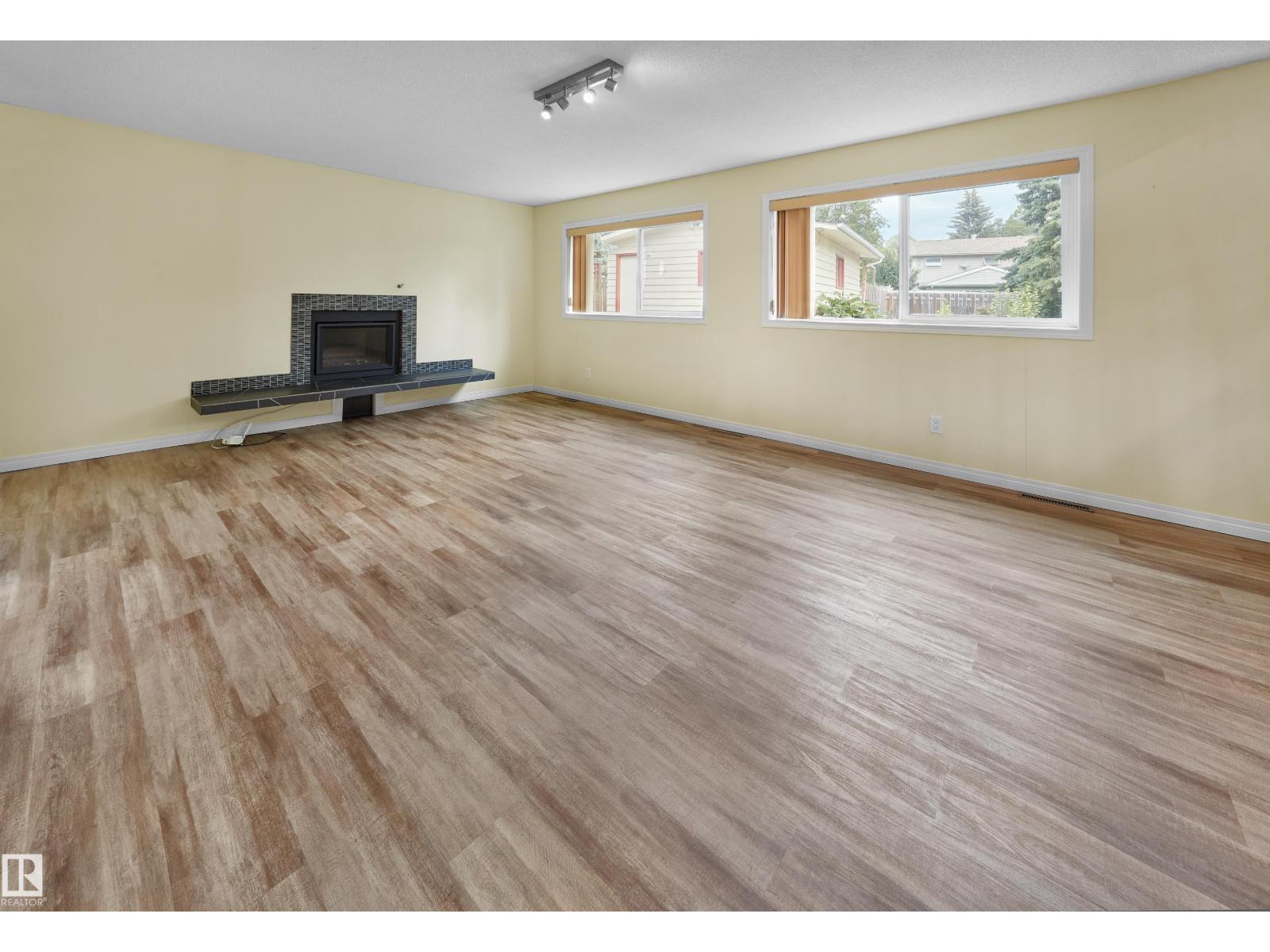 Photo 21 of 6628 124 St Nw, Edmonton AB
