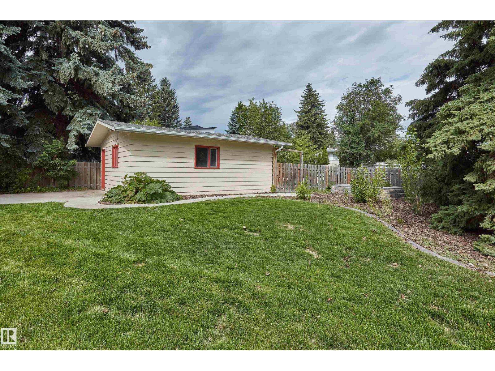 Photo 39 of 6628 124 St Nw, Edmonton AB