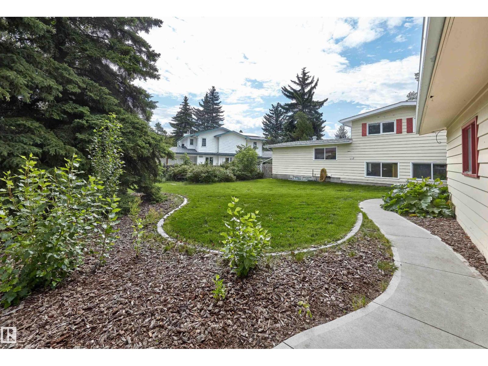 Photo 33 of 6628 124 St Nw, Edmonton AB