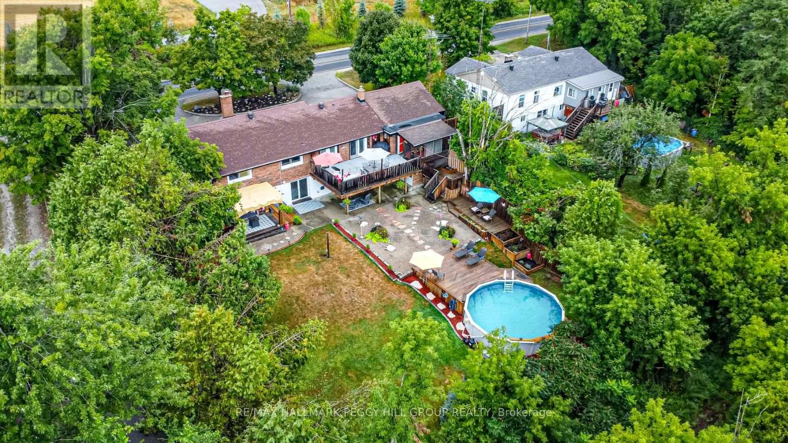 Photo 2 of 2447 Ridge Road W, Oromedonte ON