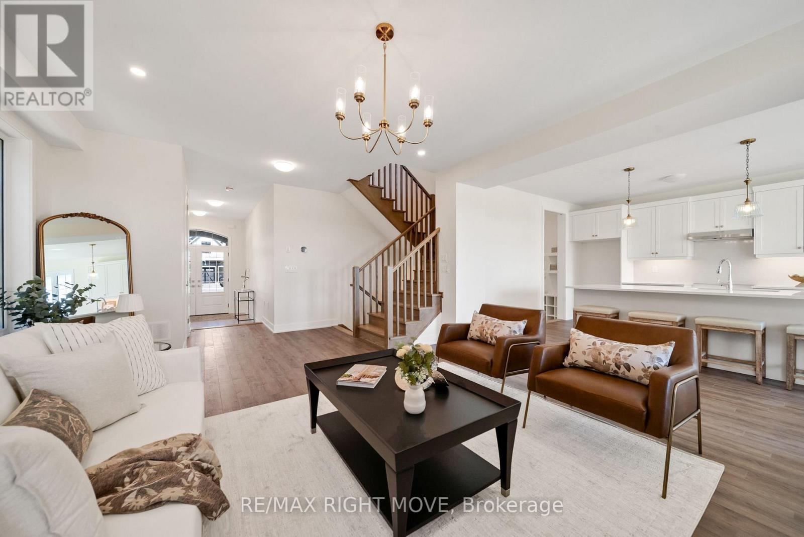 Photo 12 of 3194 Orion Boulevard, Orillia ON
