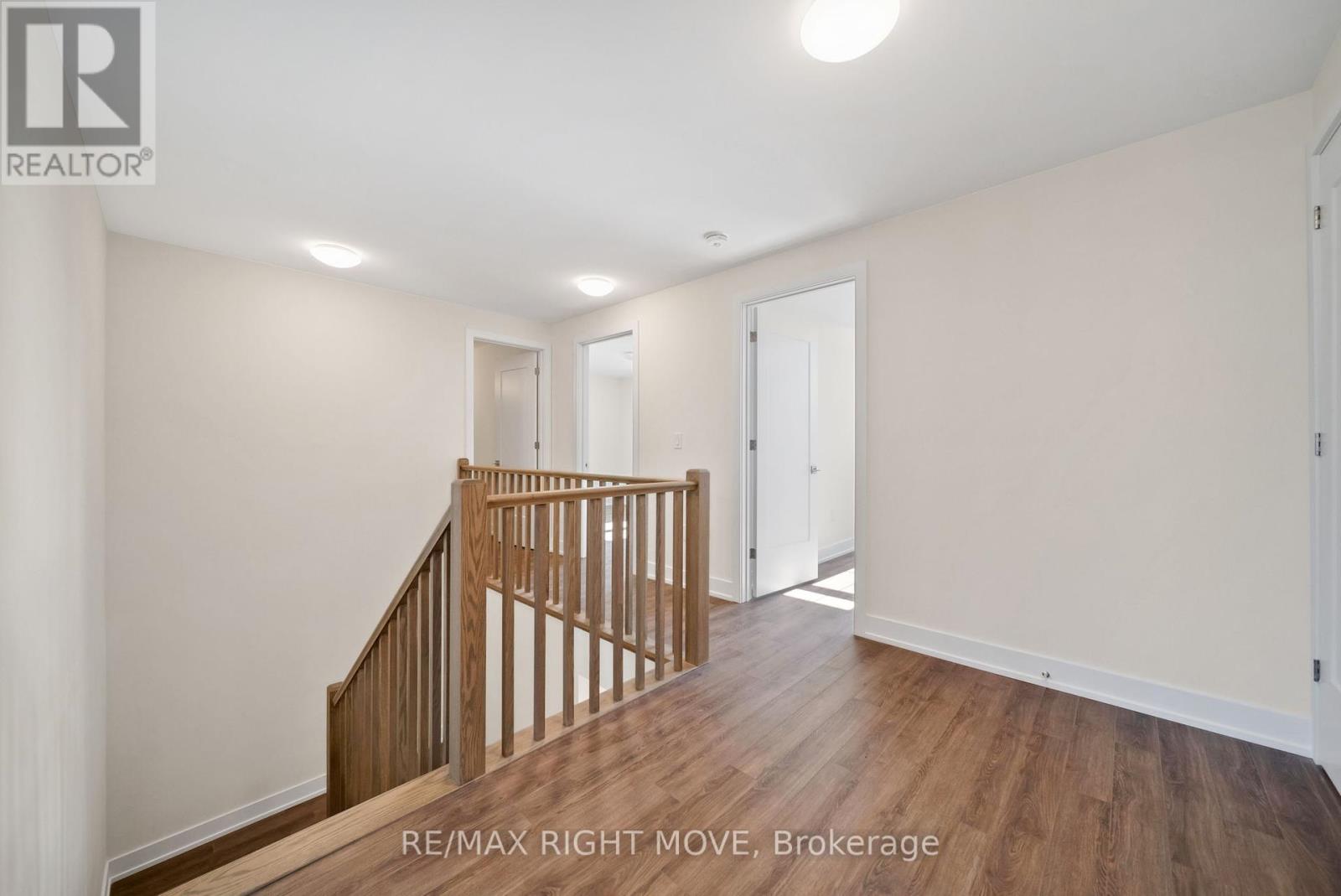 Photo 32 of 3194 Orion Boulevard, Orillia ON