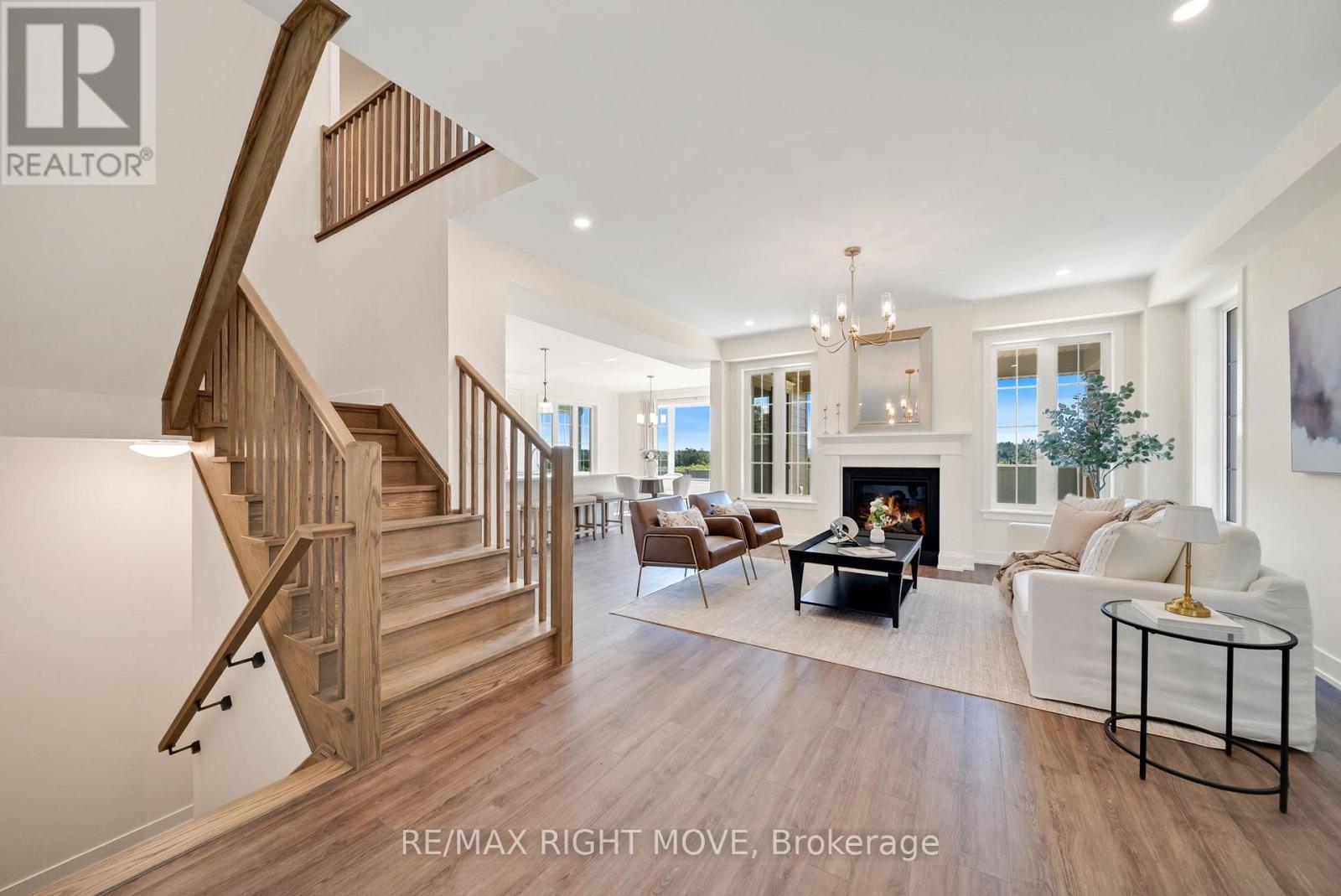 Photo 6 of 3194 Orion Boulevard, Orillia ON