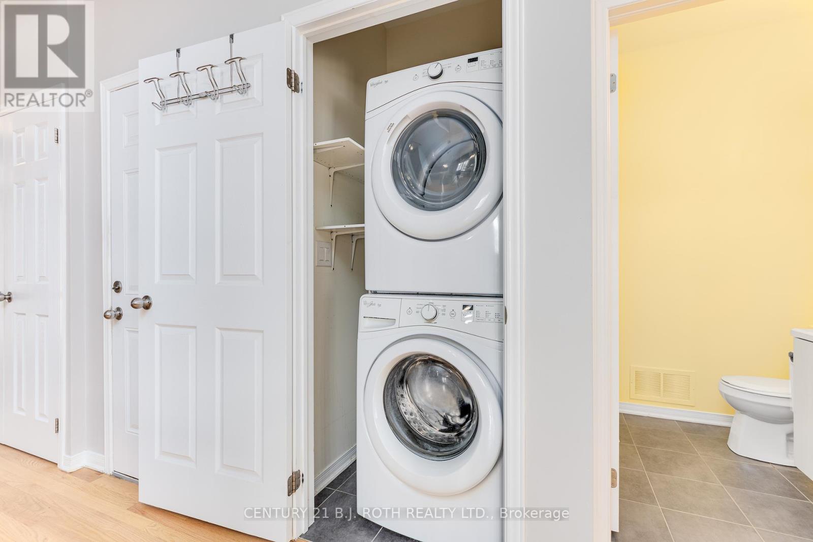 Photo 25 of 3327 Summerhill Way N, Severn ON