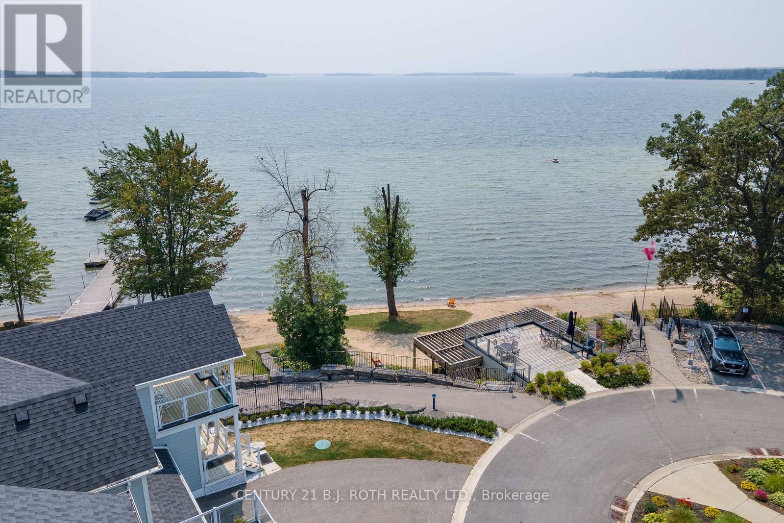 Photo 4 of 3327 Summerhill Way N, Severn ON