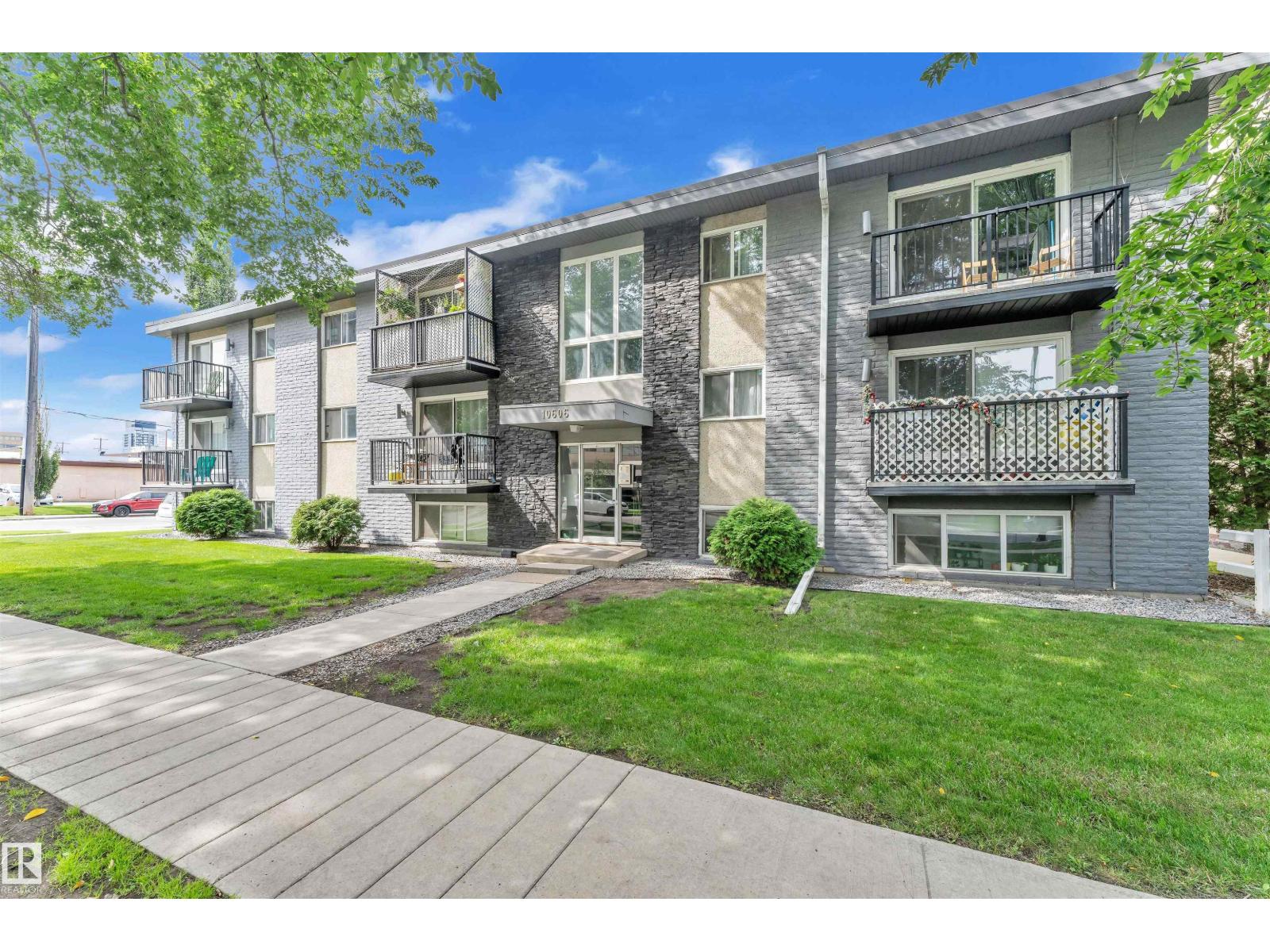 Photo 2 of 203 10606 123 St Nw, Edmonton AB