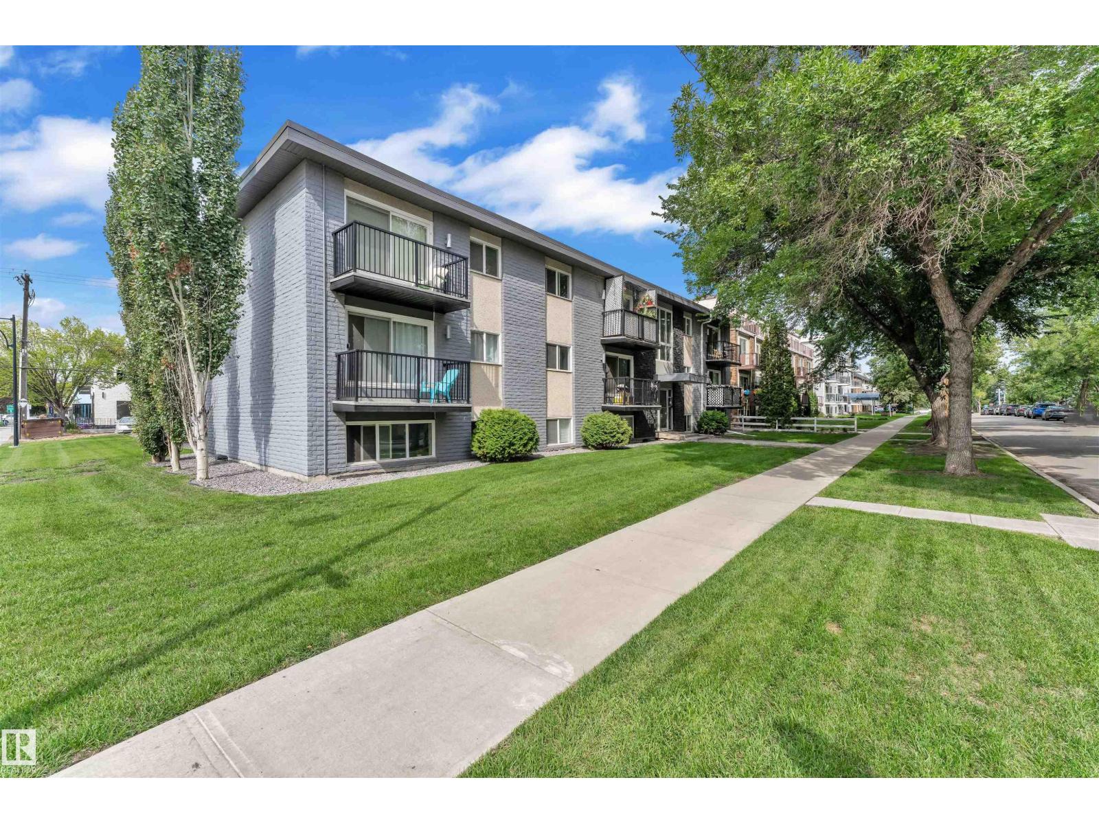 Photo 3 of 203 10606 123 St Nw, Edmonton AB