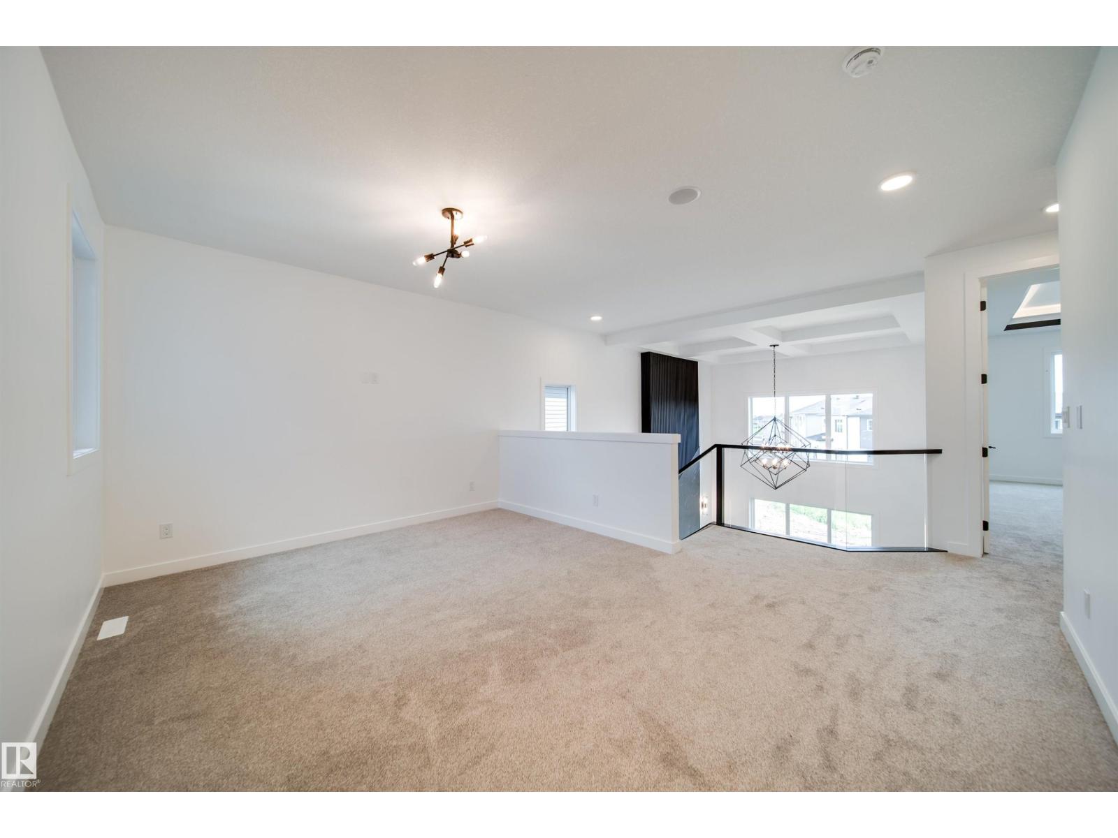 Photo 25 of 42 Dillworth Cr, Spruce Grove AB