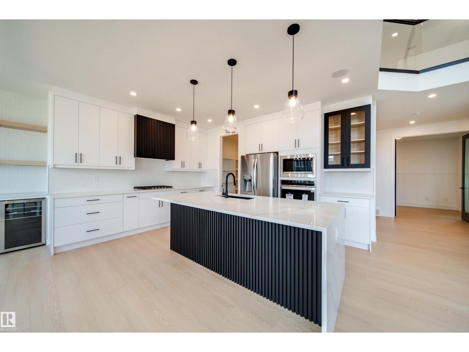 Photo 5 of 42 Dillworth Cr, Spruce Grove AB