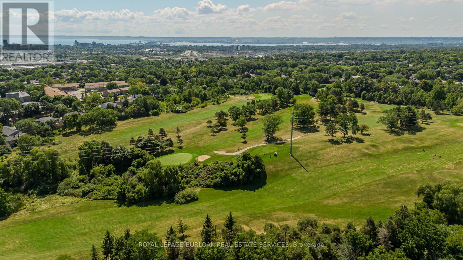 Photo 3 of 1407 Oakmont Common, Burlington ON