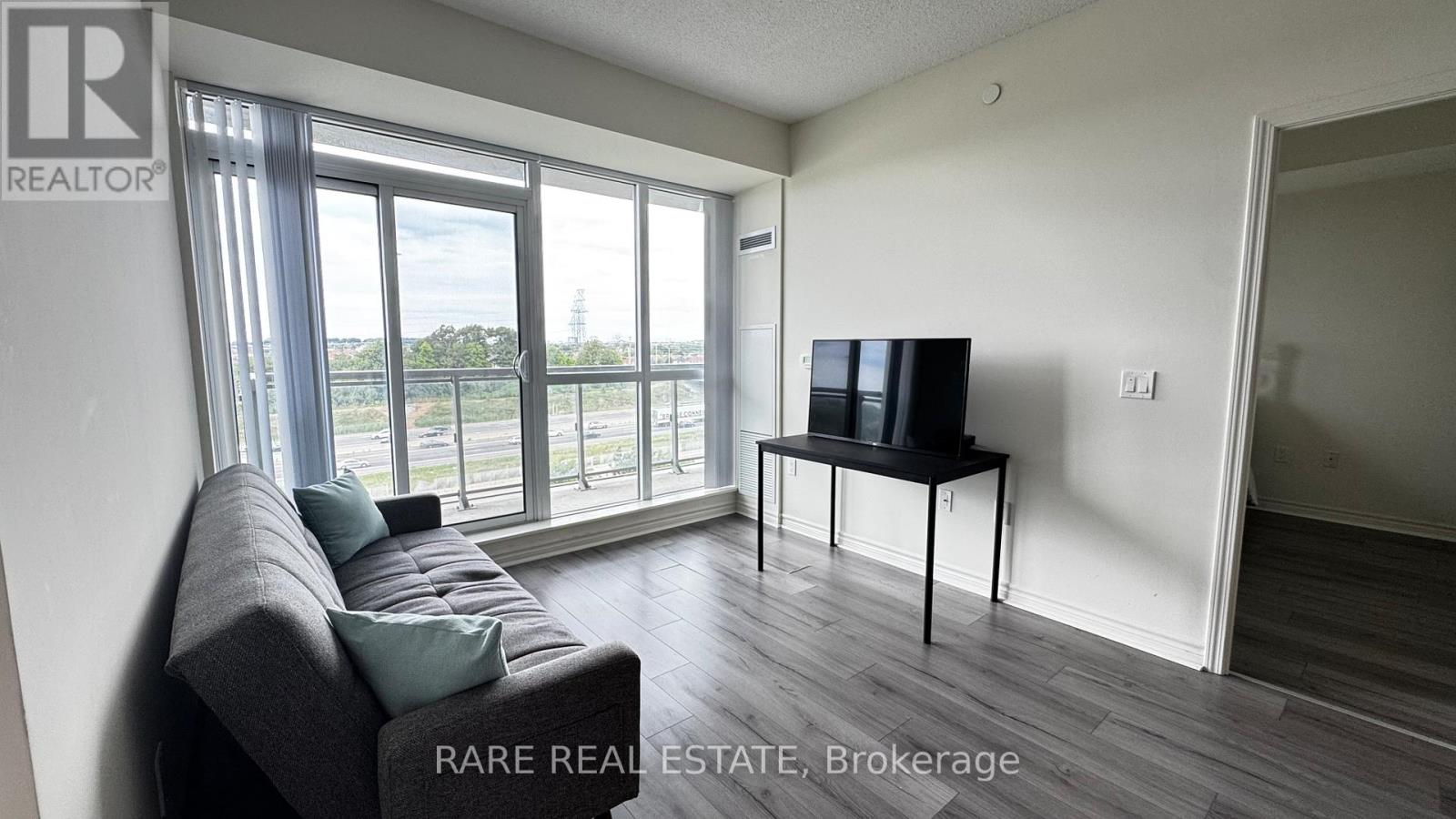 Photo 4 of 817 349 Rathburn Road W, Mississauga ON