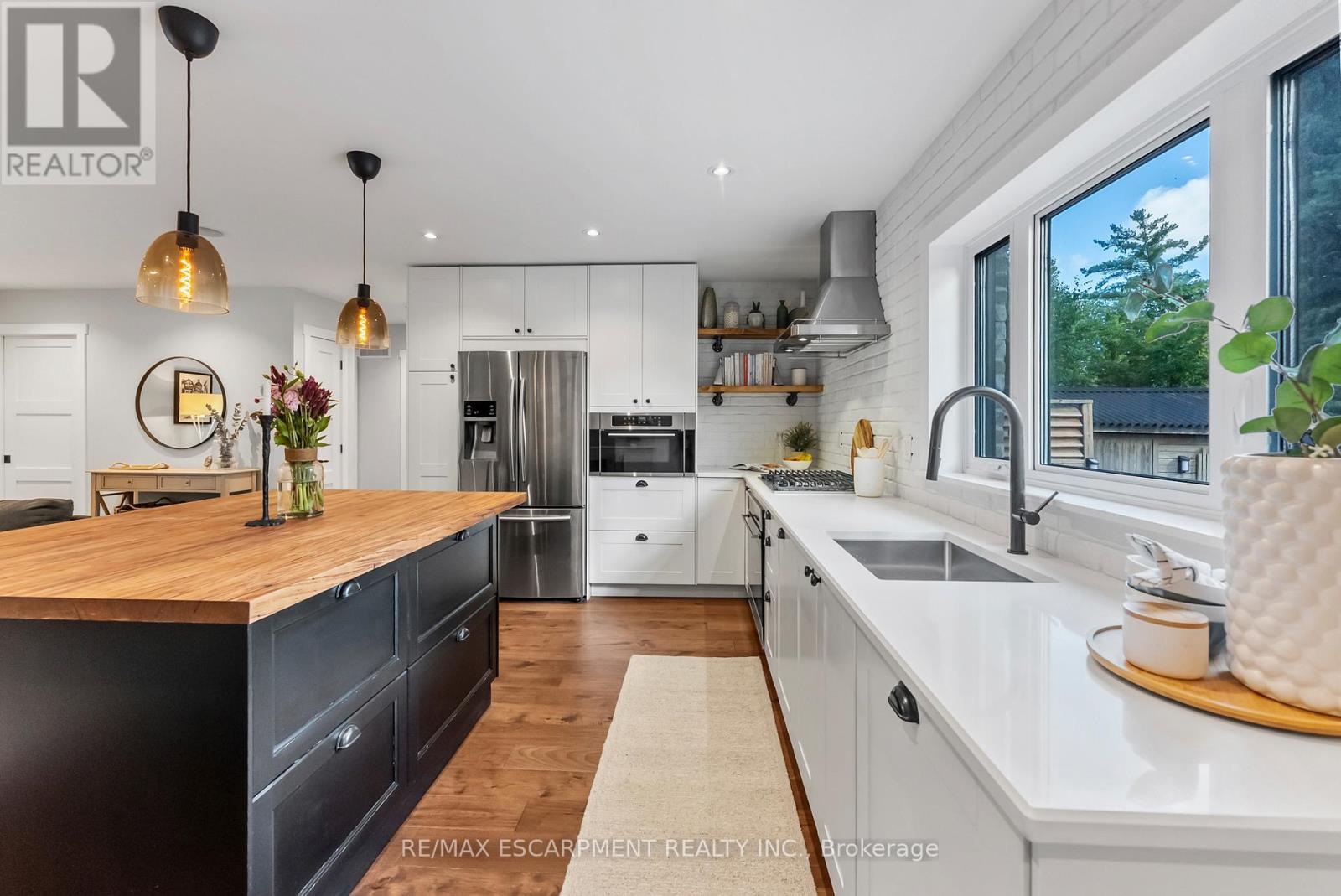 Photo 19 of 1270 Homewood Drive, Burlington ON