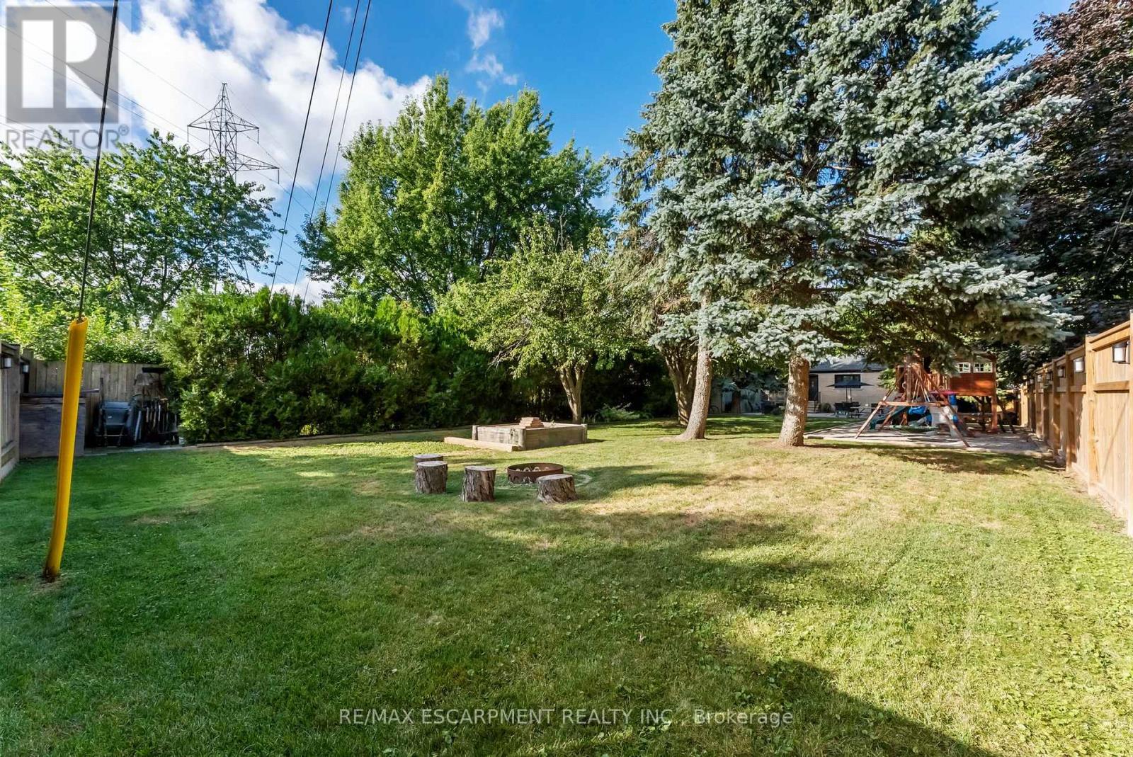 Photo 26 of 1270 Homewood Drive, Burlington ON
