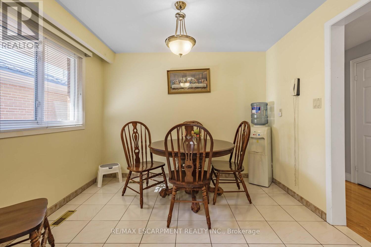 Photo 14 of 1227 Alexandra Avenue, Mississauga ON