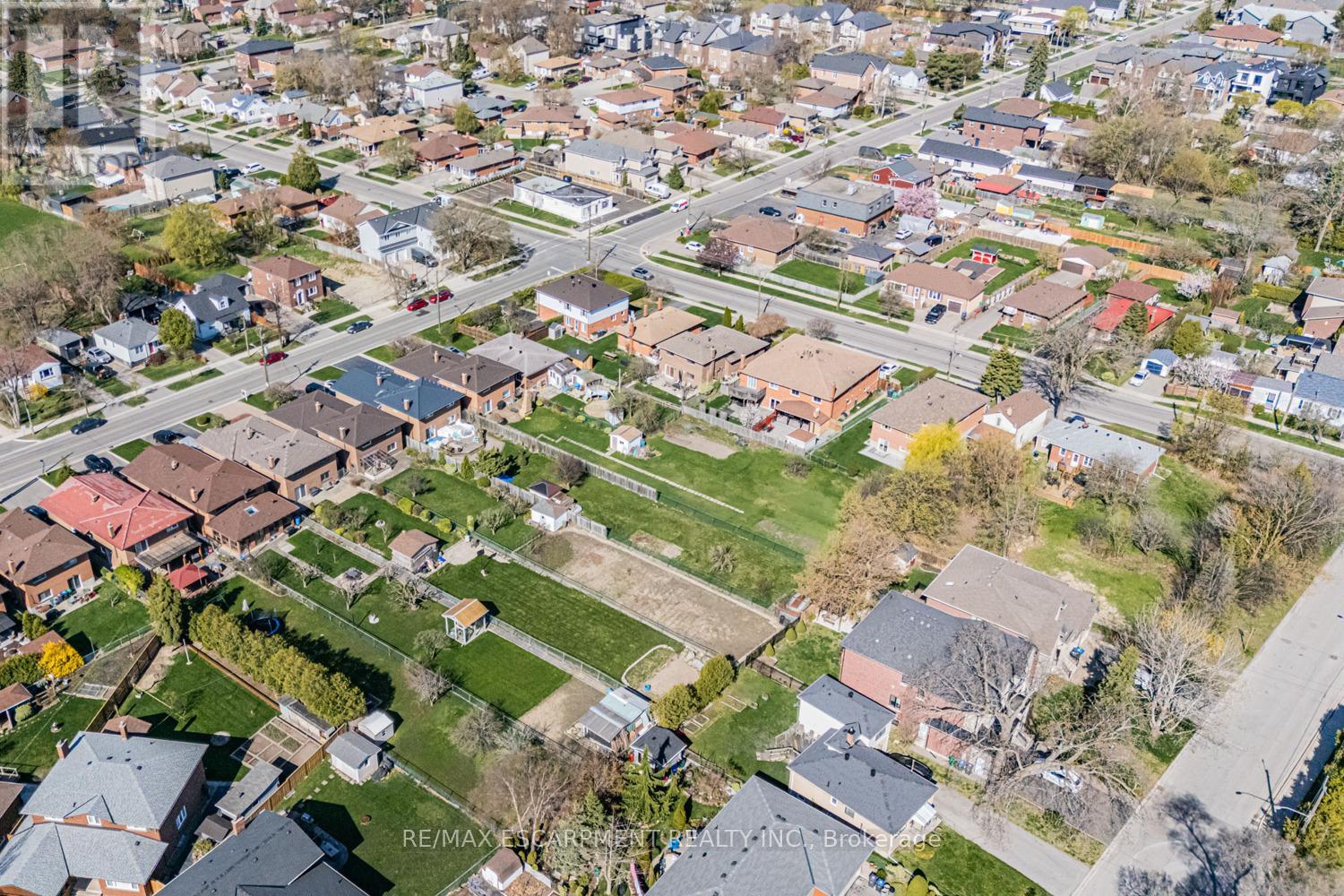 Photo 36 of 1227 Alexandra Avenue, Mississauga ON